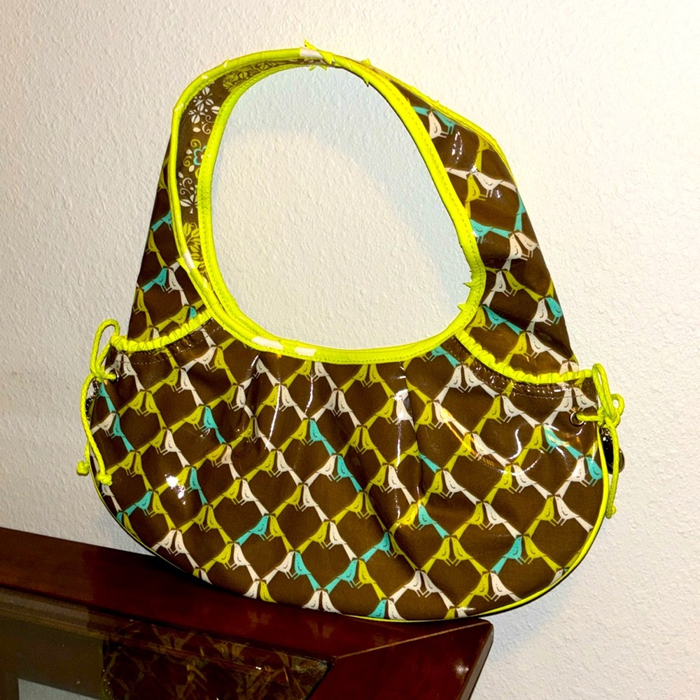 Vera Bradley sittin in a tree frills shoulder bag